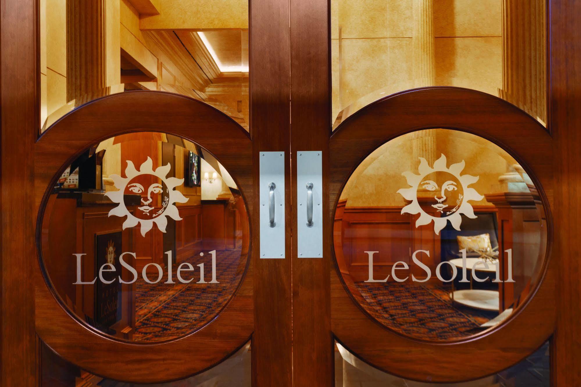 Executive Hotel Le Soleil New York Dış mekan fotoğraf